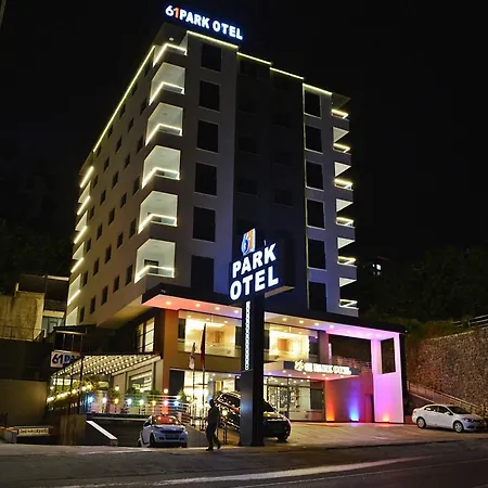Ξενοδοχείο με διαμερίσματα 61 Park