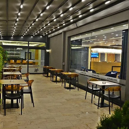 Ξενοδοχείο με διαμερίσματα 61 Park