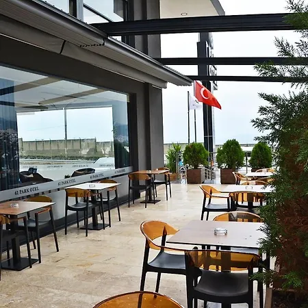 61 Park Τραμπζόν